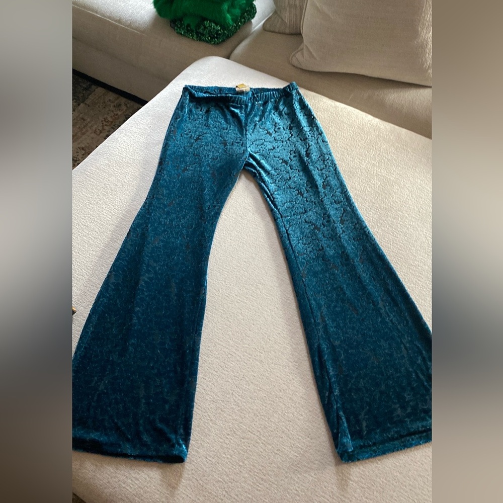 Wrangler Bell Bottoms! Concerts ,rodeos !